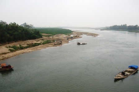 Những dòng sông không yên bình  - 1