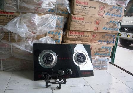 Liên tục phát hiện các vụ vận chuyển bếp gas giả    - 1