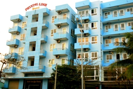 Ngộ độc thực phẩm tại bãi biển, 1 người tử vong - 1