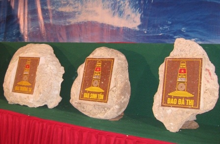 Ninh Bình đón đá chủ quyền quần đảo Trường Sa - 2