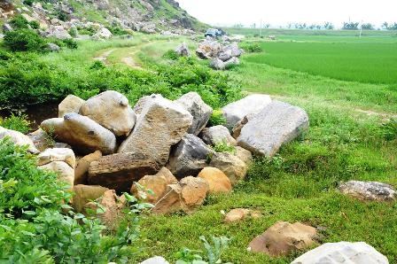 Phát hiện công trường khai thác, chế tác đá cổ xây Thành Nhà Hồ   - 6