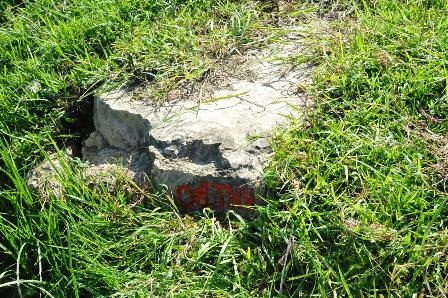 Phát hiện công trường khai thác, chế tác đá cổ xây Thành Nhà Hồ   - 2