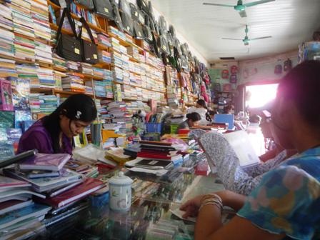 Thanh Hóa: Giá SGk tăng nhẹ trong năm học mới    - 2