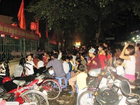 Trung thu năm nay khó “gặp” chị Hằng! - 3