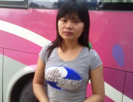 Nữ sinh viên tố bị phụ xe buýt đuổi đánh - 2 Nữ sinh viên tố bị phụ xe buýt đuổi đánh - 2