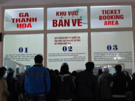 “Hành xác” trên những “chuyến xe bão táp” ngày Tết - 6