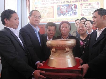 Phó Thủ tướng Nguyễn Thiện Nhân: “Phải xem dạy nghề là một mục tiêu” - 1