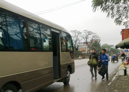 “Hành xác” trên những “chuyến xe bão táp” ngày Tết - 4 “Hành xác” trên những “chuyến xe bão táp” ngày Tết - 4