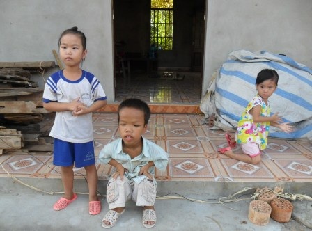 Cổ tích 2 người mẹ già và 7 đứa trẻ mồ côi   