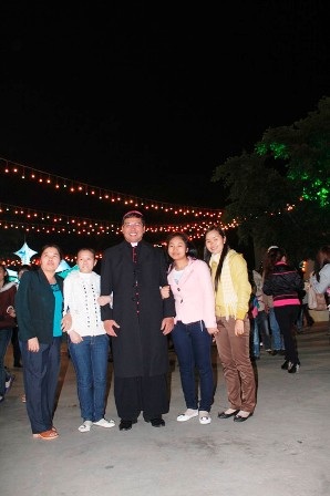 Ngập tràn không khí Giáng sinh khắp cả nước - 28