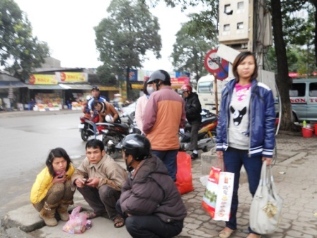 “Hành xác” trên những “chuyến xe bão táp” ngày Tết - 5