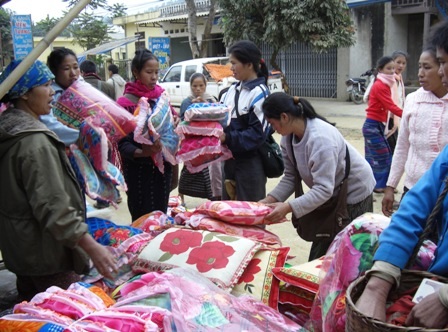 Nơi hội tụ nghĩa tình biên giới    - 3