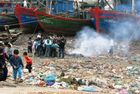 Biển Ngư Lộc “kêu cứu”  