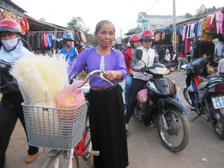 Lang thang chợ quê ngày giáp Tết - 2 Lang thang chợ quê ngày giáp Tết - 2