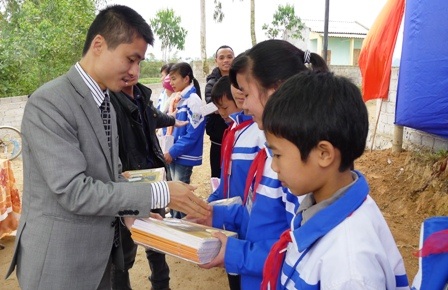 Khánh thành cây cầu thứ 5 mang tên Khuyến học và Dân trí  - 7