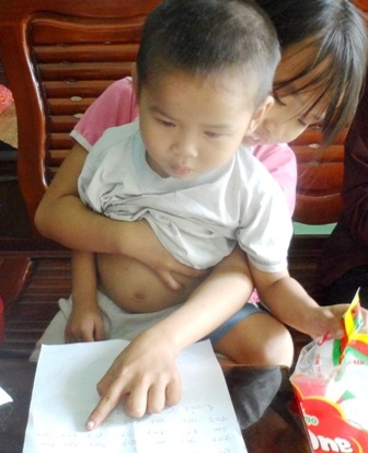 Cháu bé 3 tuổi có trí nhớ đặc biệt - 2