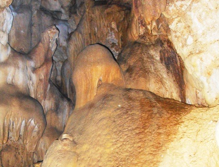 Những câu chuyện ly kỳ quanh “hang vàng” trên núi Thung Nồi   - 17