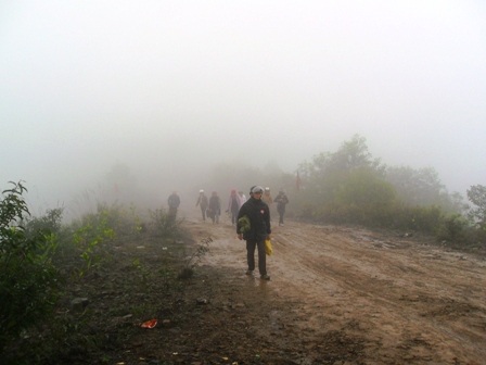 Nô nức... lội bùn đi xin nước Tiên - 5