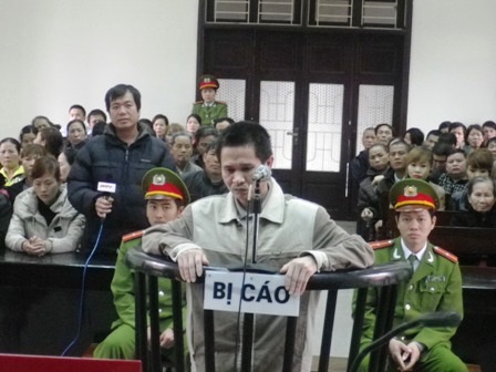 Án chung thân cho hung thủ đâm chém kinh hoàng tại quảng trường - 1