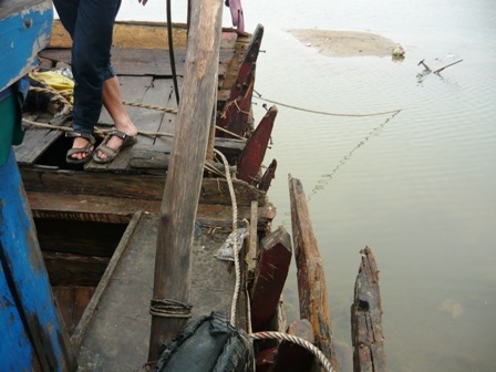 Nhiều tàu cá bị trộm “ghé thăm” dịp Tết  - 1