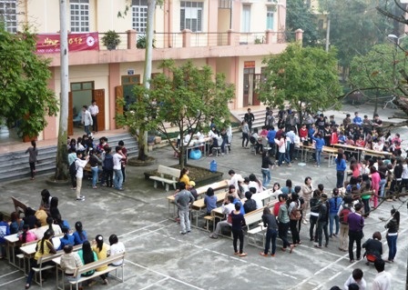 “Sẻ giọt máu đào - trao niềm hi vọng”  