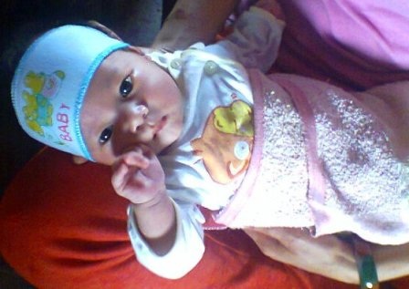 Bé trai sơ sinh bị bỏ rơi ở chùa được đặt tên là Nhân Bản - 2 Bé trai sơ sinh bị bỏ rơi ở chùa được đặt tên là Nhân Bản