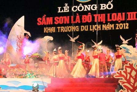 Sầm Sơn lung linh sắc mới 