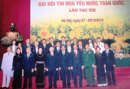 Ông giáo già 16 năm dạy học miễn phí cho trẻ khuyết tật   