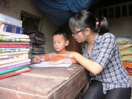 Cô học trò nghèo được Thủ tướng Chính phủ tặng bằng khen   