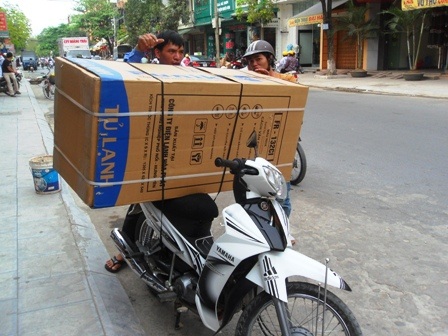 Hàng điện lạnh “sốt hầm hập” theo nắng nóng kỷ lục