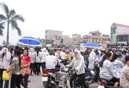 Hàng nghìn công nhân Công ty giày Sunjade đình công đòi quyền lợi