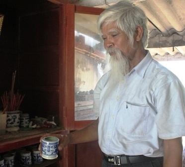 Thấy nghĩa cử cao đẹp của bà Cường, ông Bao cũng tình nguyện cùng bà làm việc nghĩa