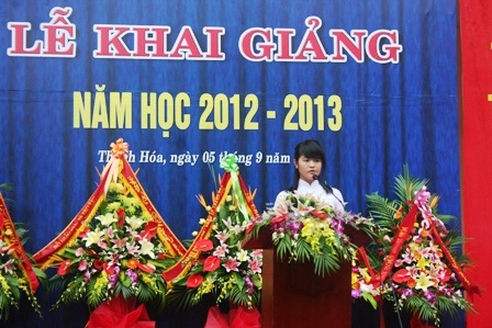 Học sinh trường chuyên Lam Sơn hứa quyết tâm thực hiện tốt nhiệm vụ học tập.