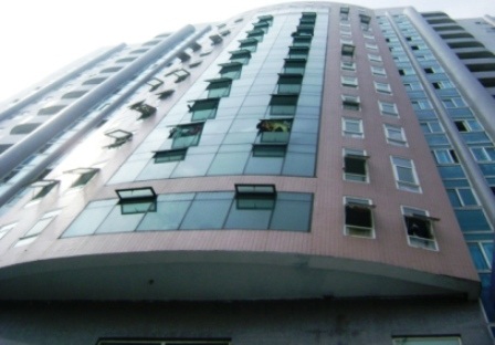 Toà nhà nơi anh C t