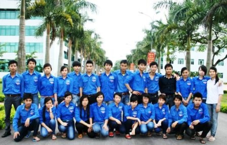 Chàng sinh viên 18 lần hiến máu cứu người - 3 Bùi Hữu Tĩnh trong một lần tham gia hiến máu.