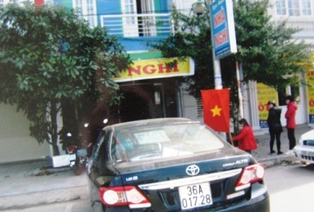  Giấy viết tay xác nhận của bà Nguyễn Thị Nhung vào ngày 14/2 về sự việc nêu trên.