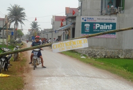 Lập nhiều chốt kiểm dịch quanh khu vực vùng có dịch.