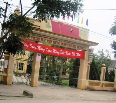 Trường THPT Đinh Chương Dương.