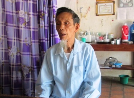 Cụ Nguyễn Văn Mơi, một trong những người tham gia đúc tượng Bác Hồ bằng đồng đầu tiên.