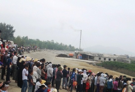 Nổ tàu cá, 1 ngư dân tử vong, 6 người bị thương - 1 Nổ tàu cá, 1 ngư dân tử vong, 6 người bị thương