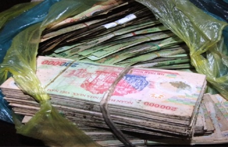 Đột nhập UBND xã trộm hơn 1 tỷ đồng - 3 Tang vật vụ án.