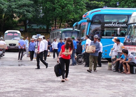 Xe lai miễn phí phục vụ thí sinh đi thi Đại học