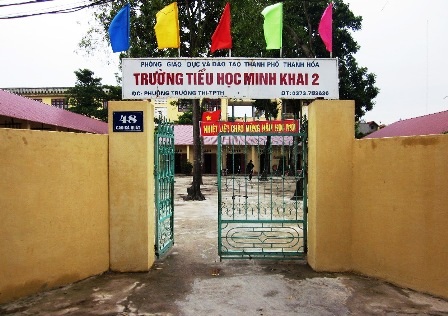 Trường, UBND phường trần tình việc phụ huynh đóng tiền để trả nợ - 1 N