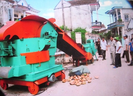  Chiếc máy xử lý rác thải đầu tiên do ông Nguyên sáng chế (ảnh nhân vật cung cấp).