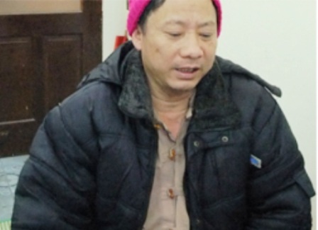 Mở cà phê đèn mờ tổ chức mại dâm, bán "hàng nóng" - 1 Đối tượng Nguyễn Văn Hùng.