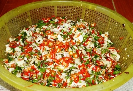 Gia vị cũng được chuẩn bị kỹ càng.