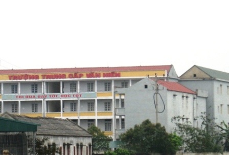 Học sinh Trường Trung cấp Y dược Văn Hiến sẽ được nhận bằng tốt nghiệp từ ngày 3/3/2014.