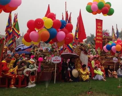 Lễ hội Phủ Dày diễn ra đến hết ngày 7/4/2014.