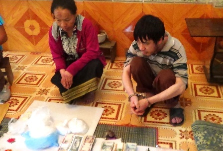 Bắt vụ vận chuyển gần 27 bánh He-ro-in