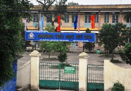 Trường Tiểu học Mỹ Tân nơi xảy ra vụ việc